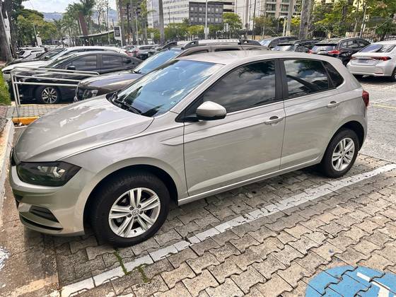 VOLKSWAGEN POLO 1.6 MSI TOTAL FLEX MANUAL VOLKSWAGEN POLO 1.6 MSI TOTAL FLEX MANUAL